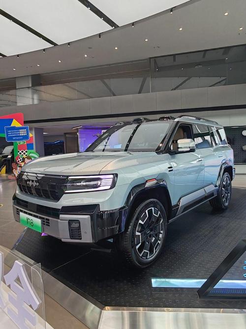 惠州199比亚迪方程豹硬派越野的爆款，英菲尼迪35周年与你共成长